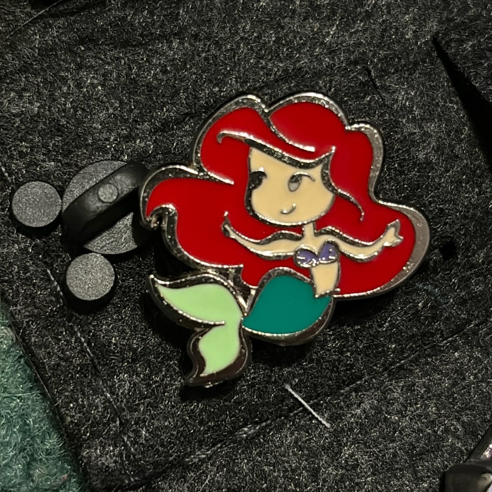 Disney Ariel pin